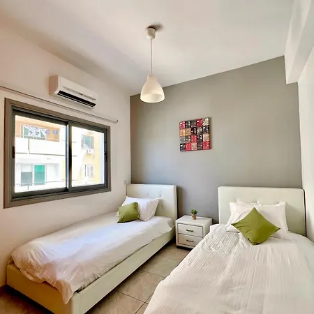 Mackenzie Lara 201 Apartment Larnaca Exterior photo